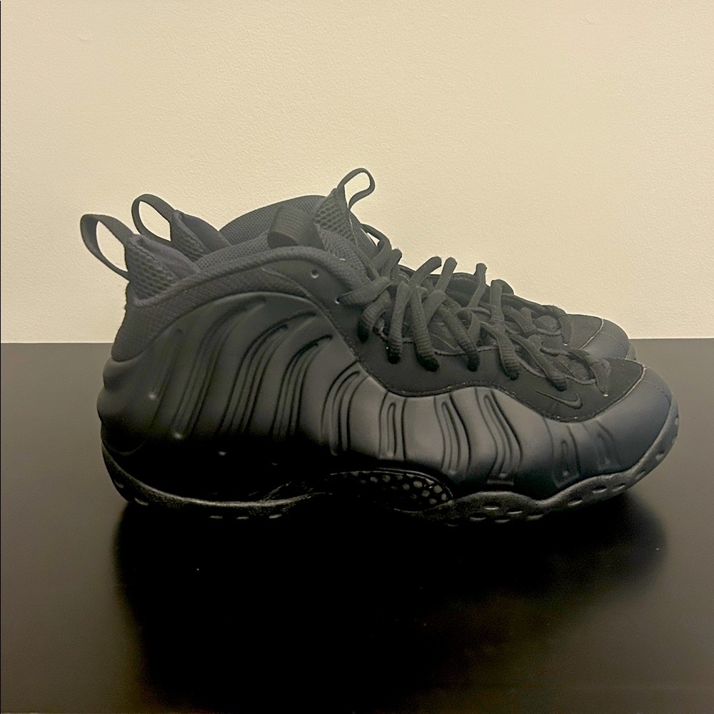 NIKE AIR FOAMPOSITE ONE 'ANTHRACITE'